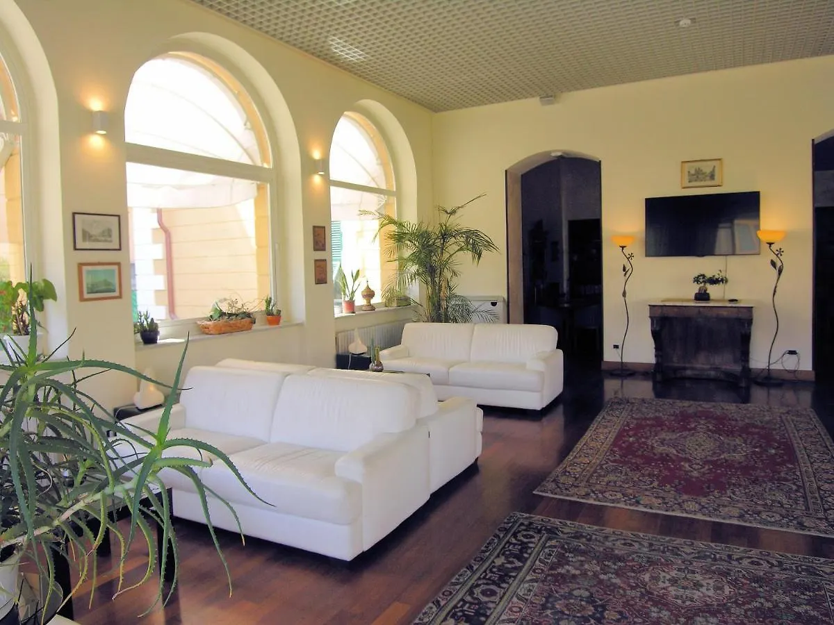 Hotel Morandi Sanremo 3*,
