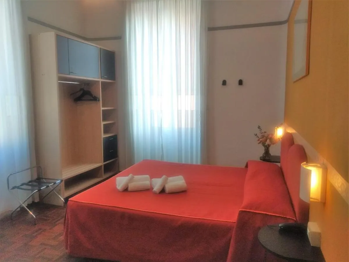 Hotel Morandi Sanremo 3*,